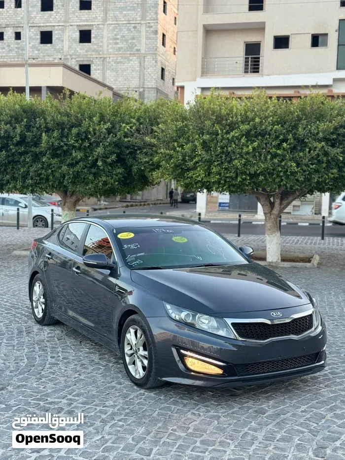 Kia Optima 2012 photo 2