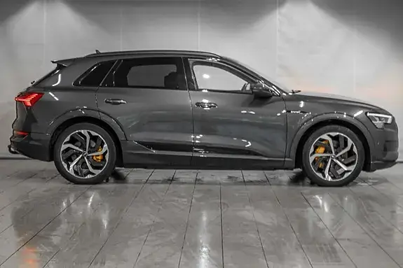 Audi E-Tron 2022 photo 3
