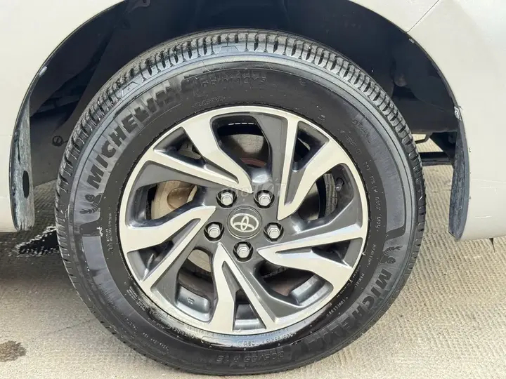 Toyota Innova 2020 photo 5