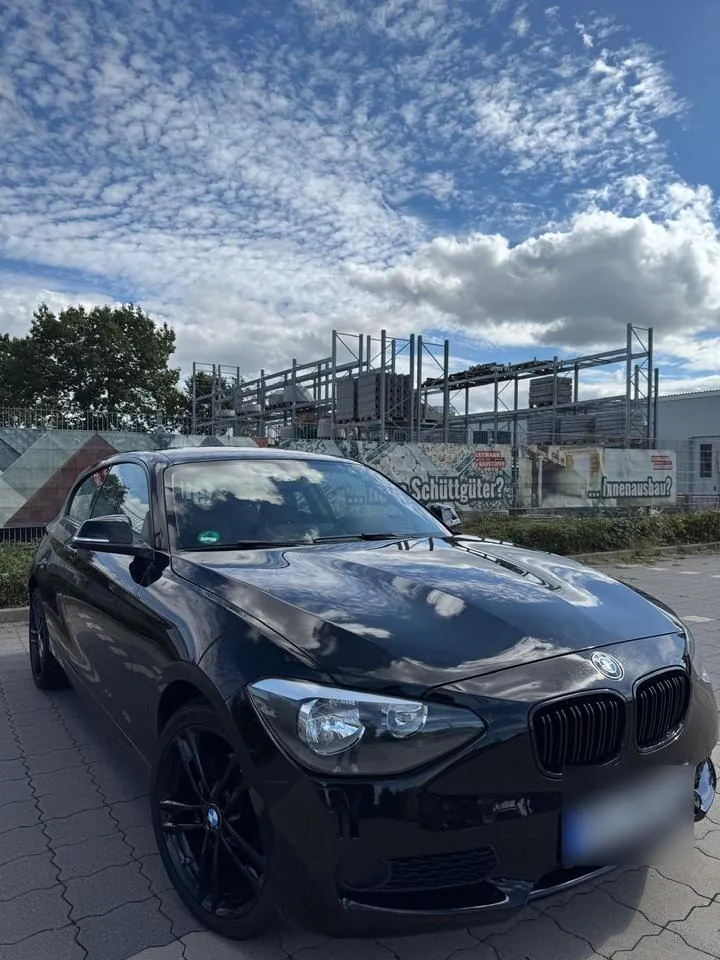 BMW 114I Sport Coupé