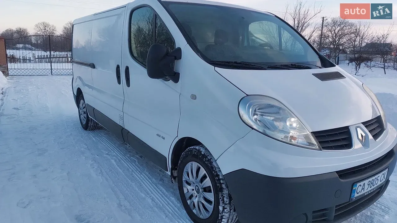 Renault Trafic 2014 photo 4