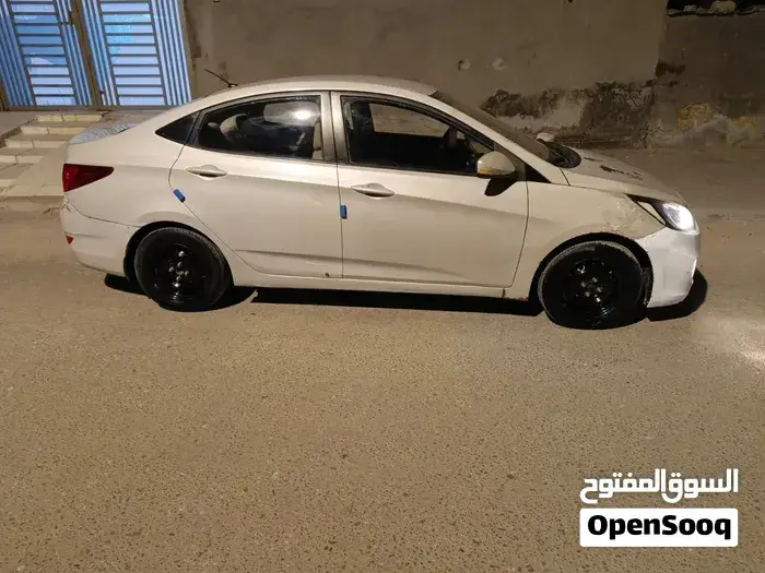 Hyundai Accent 2016 photo 3
