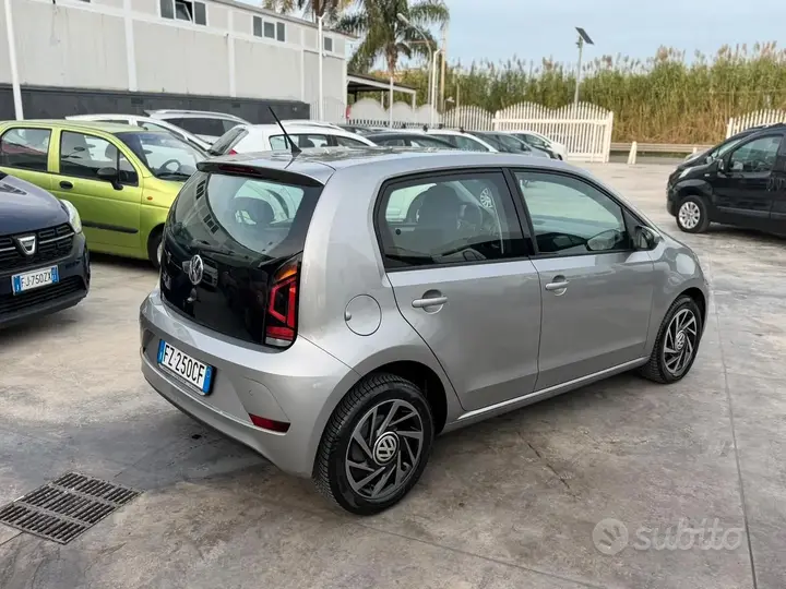 Volkswagen Up 2019 photo 5