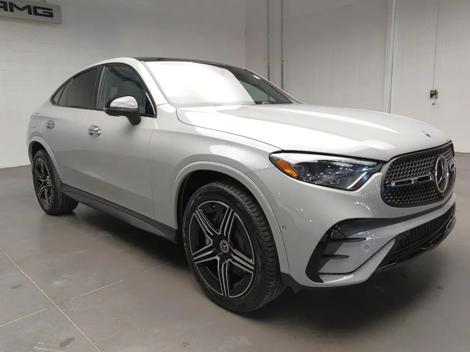 Mercedes-Benz Glc 300 2026 photo 2