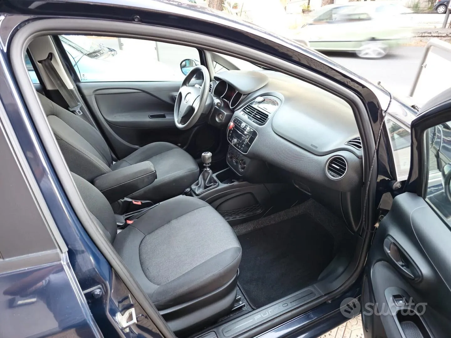 Fiat Punto 2015 photo 5