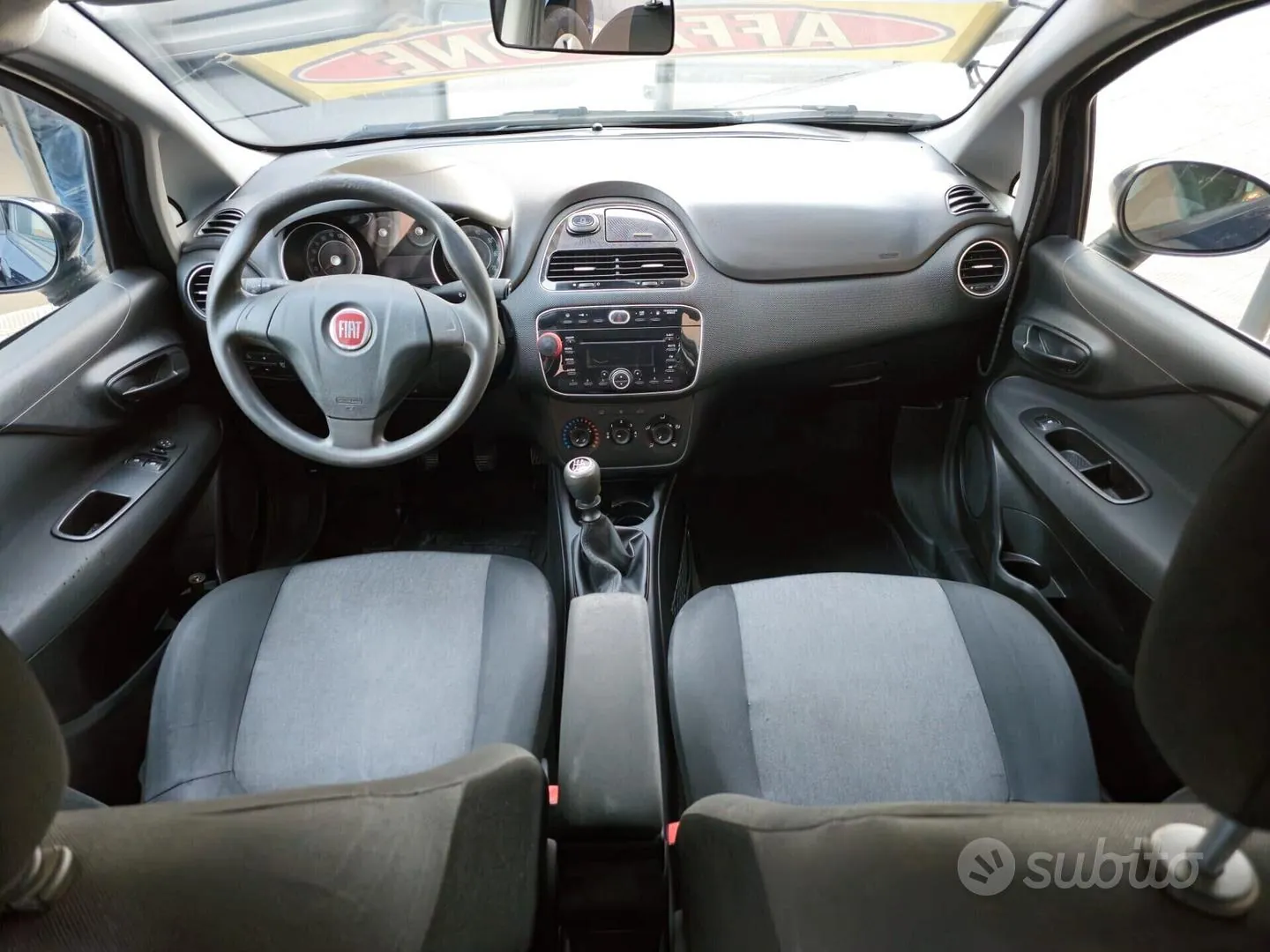 Fiat Punto 2015 photo 3