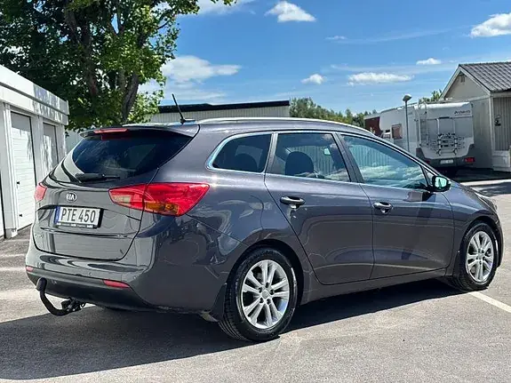 Kia Ceed 2015 photo 4