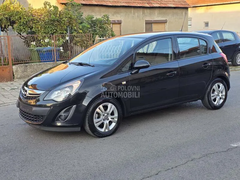 Opel Corsa D 2013 photo 2