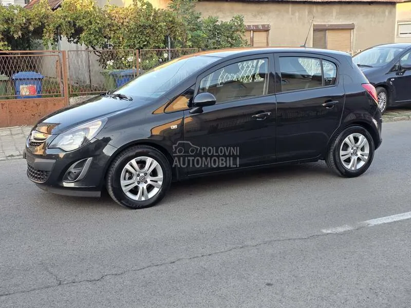 Opel Corsa D 2013 photo 3