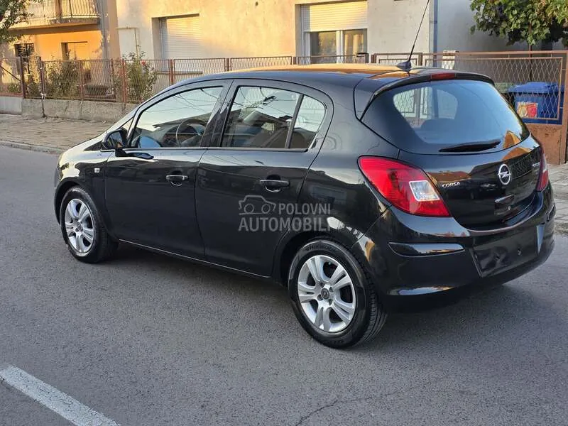 Opel Corsa D 2013 photo 5