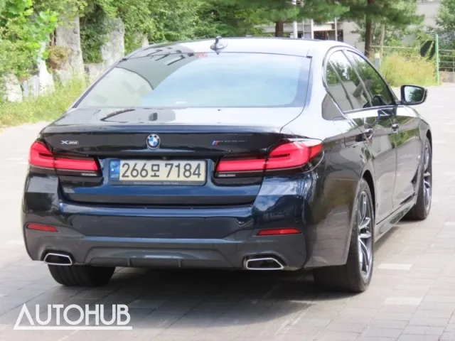 BMW 5 Series 2022 photo 3