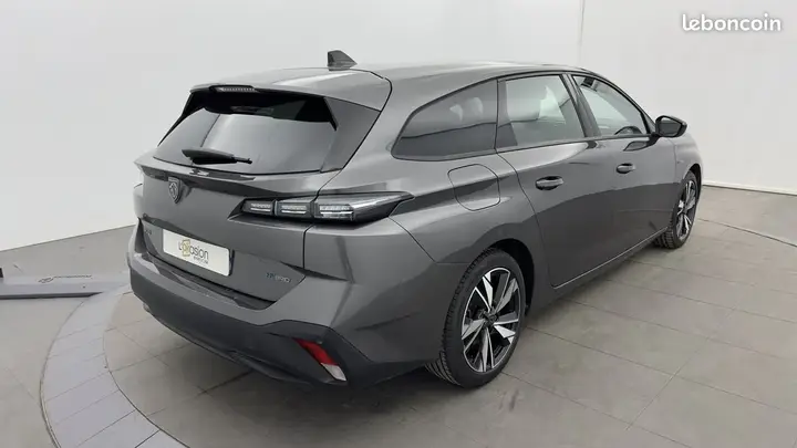 Peugeot 308 2023 photo 5