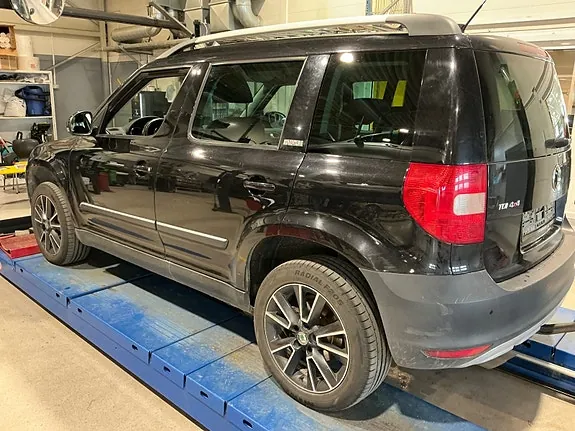 Skoda Yeti 2013 photo 2