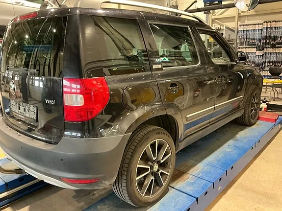 Skoda Yeti 2013 photo 4