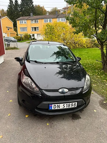 Ford Fiesta 2009 photo 2