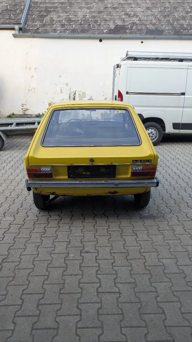 Audi Audi 50 Typ 86 1975 photo 3