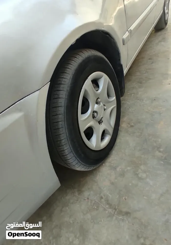Hyundai Verna 2005 photo 4
