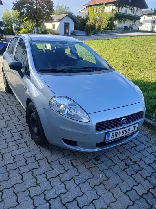 Fiat Punto 2007 photo 2