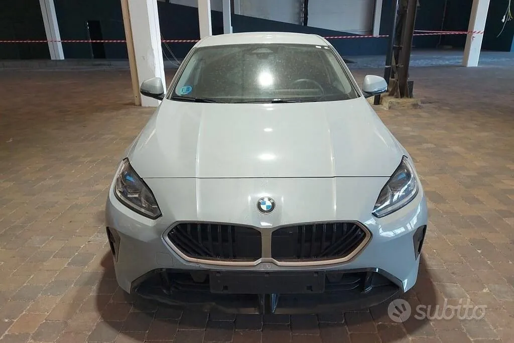 BMW 120D 2025 photo 2