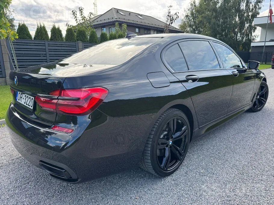 BMW 730 2016 photo 3