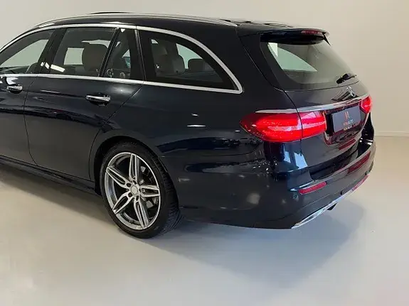 Mercedes-Benz E 220 2017 photo 4