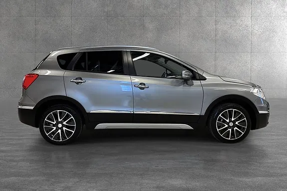 Suzuki Sx4 S-Cross 2013 photo 2