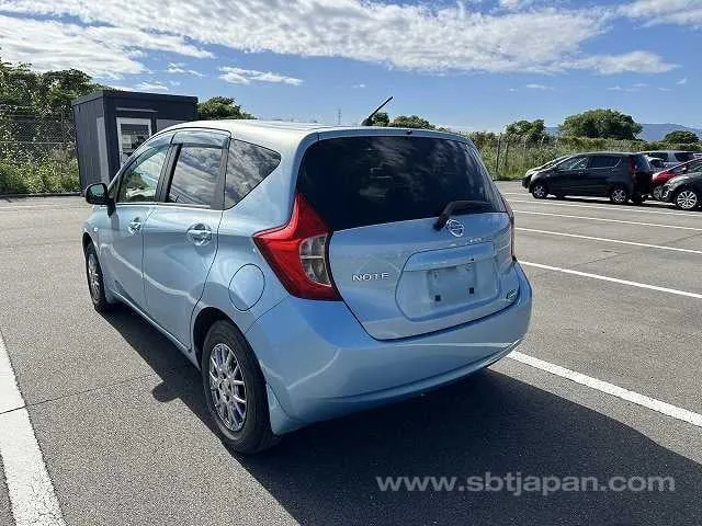 Nissan Note X 2013 photo 3