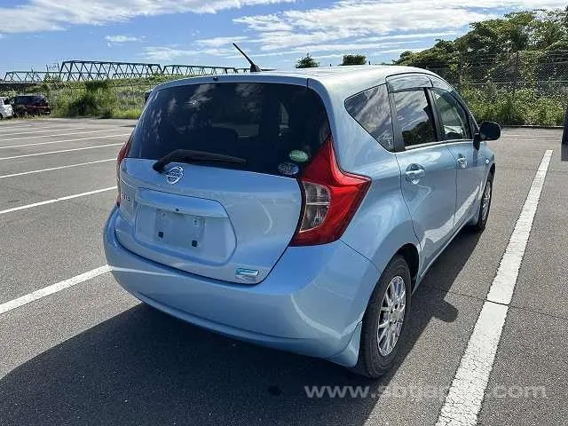 Nissan Note X 2013 photo 4