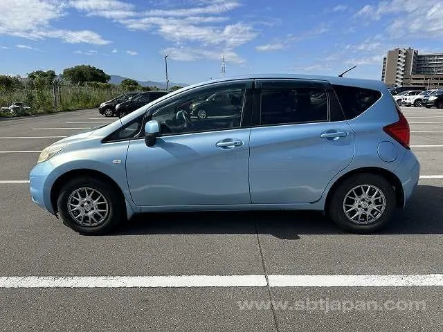 Nissan Note X 2013 photo 5