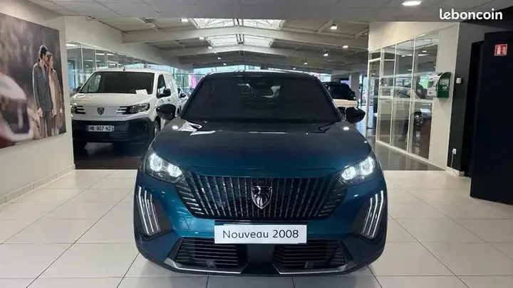 Peugeot 2008 2026 photo 2