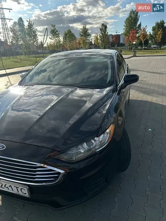 Ford Fusion 2019 photo 3
