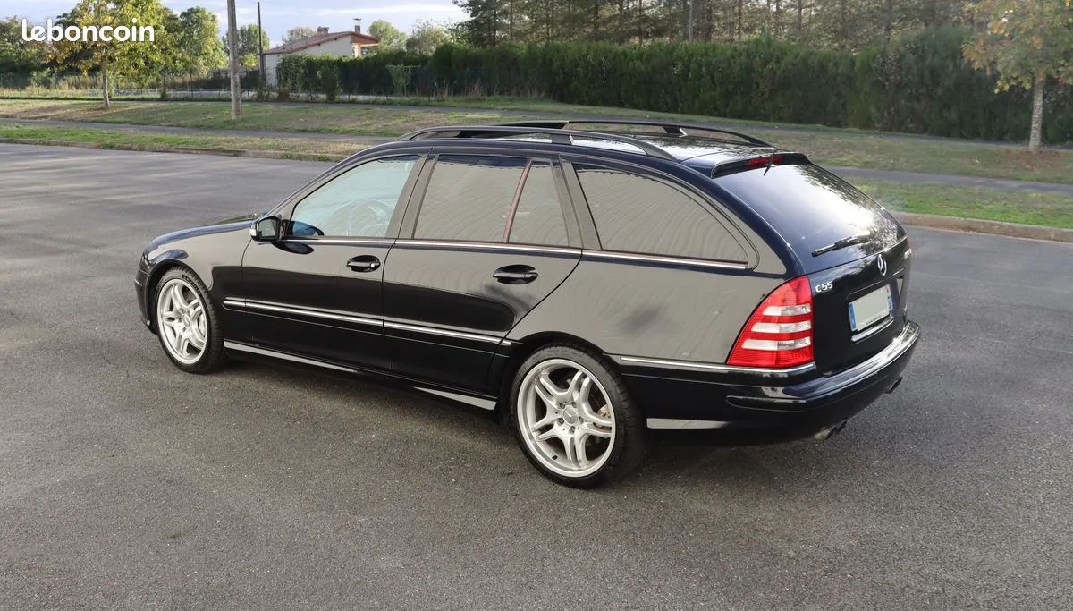Mercedes-Benz C-Class 2007 photo 2
