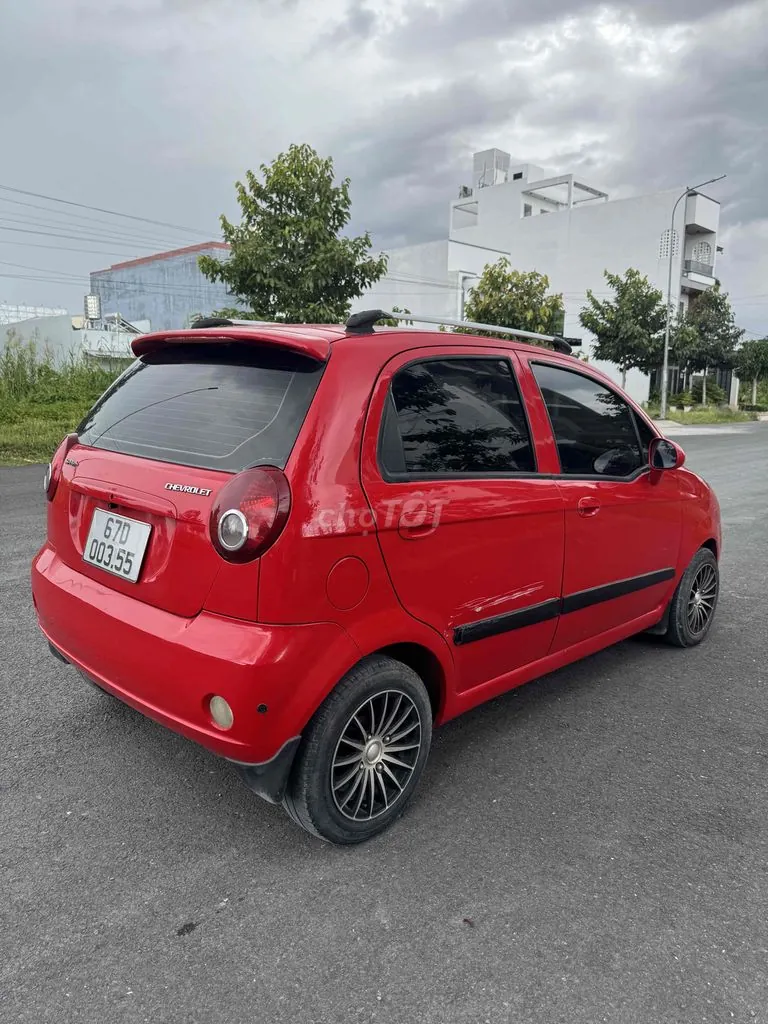 Chevrolet Spark 2011 photo 4