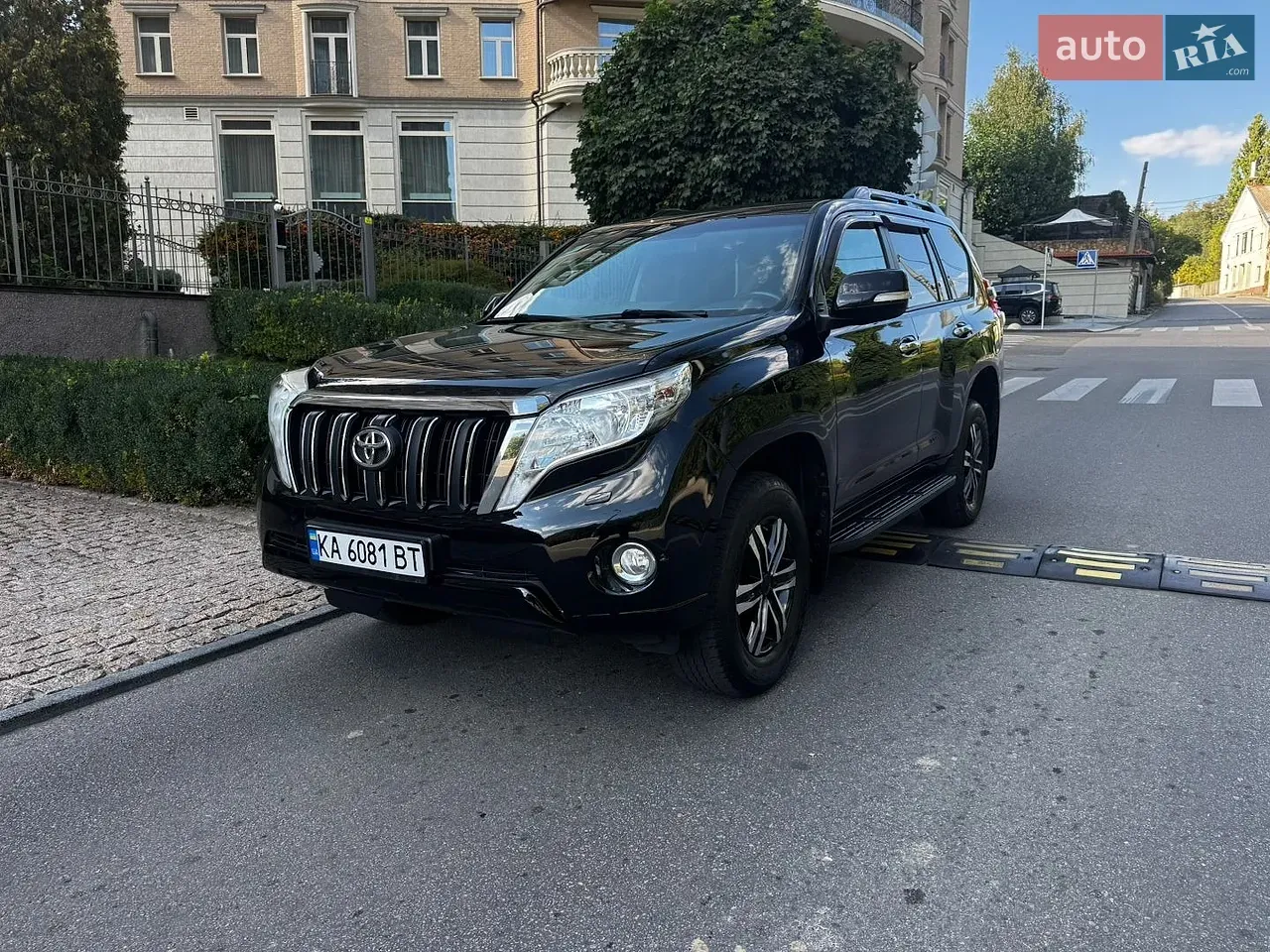 Toyota Land Cruiser Prado 2017 photo 2