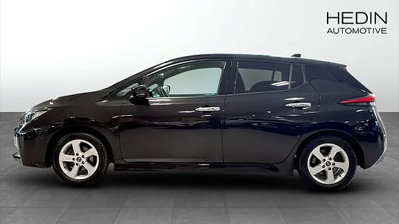 Nissan Leaf 2023 photo 2