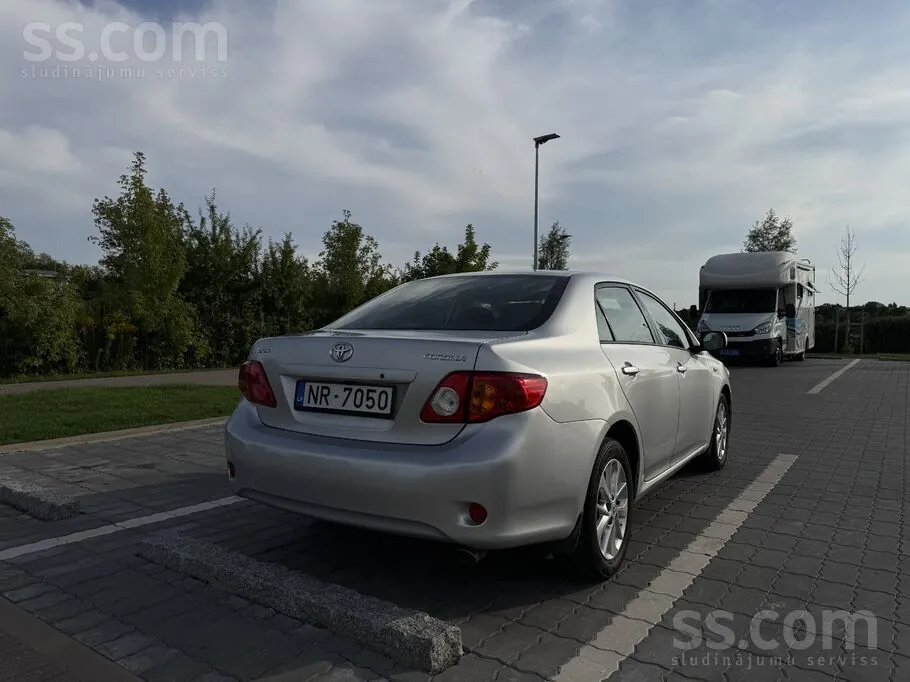 Toyota Corolla 2009 photo 4