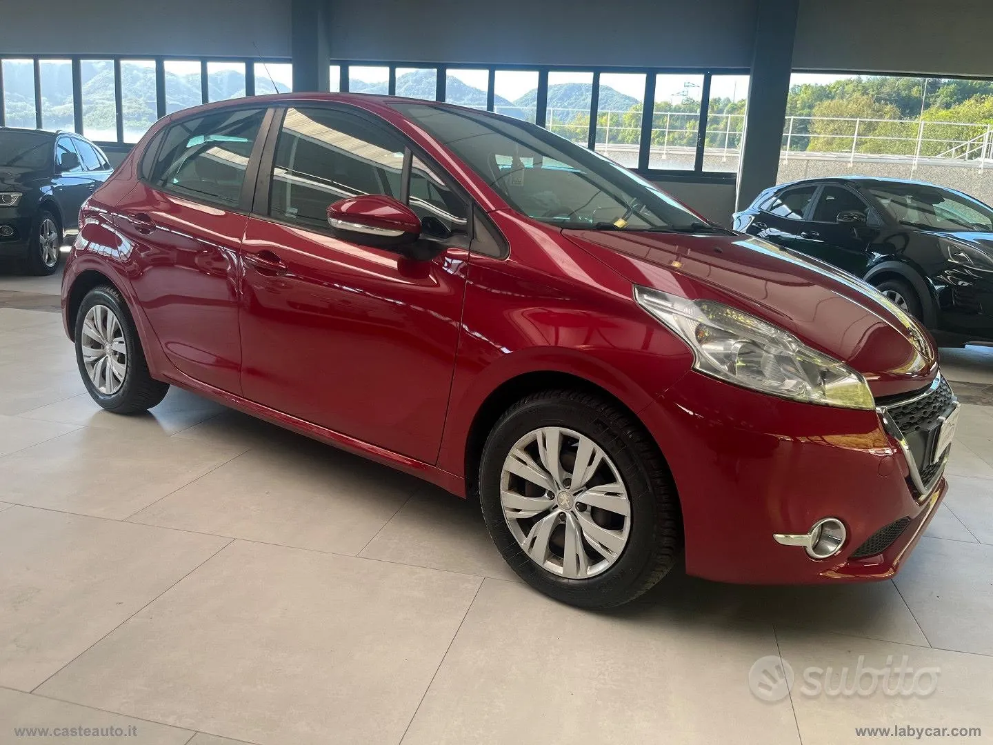 Peugeot 208 2014 photo 3