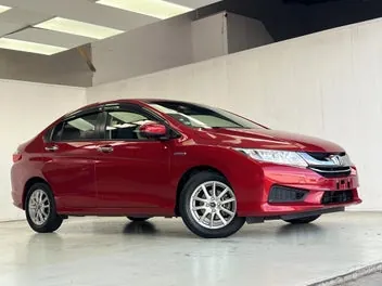 Honda Grace 2017 photo 5