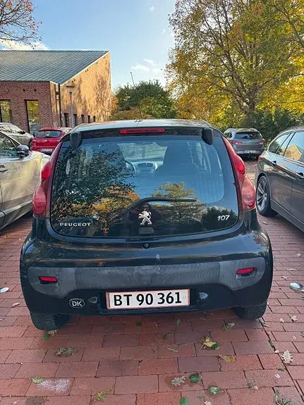 Peugeot 107 2012 photo 4