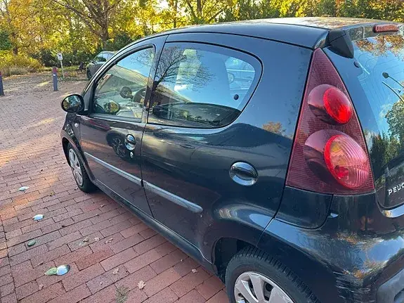 Peugeot 107 2012 photo 2