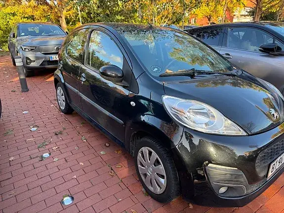 Peugeot 107 2012 photo 3