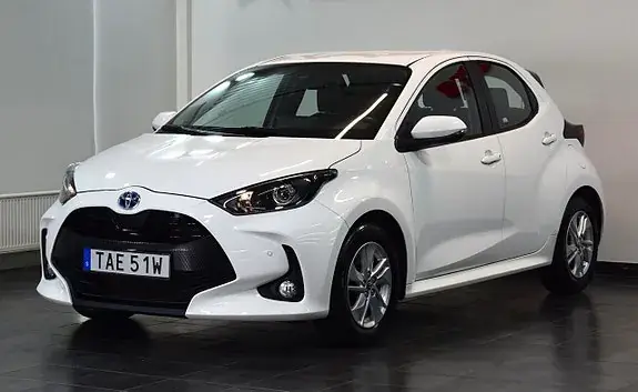 Toyota Yaris 2023 photo 4