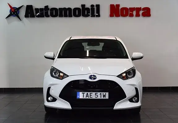 Toyota Yaris 2023 photo 3