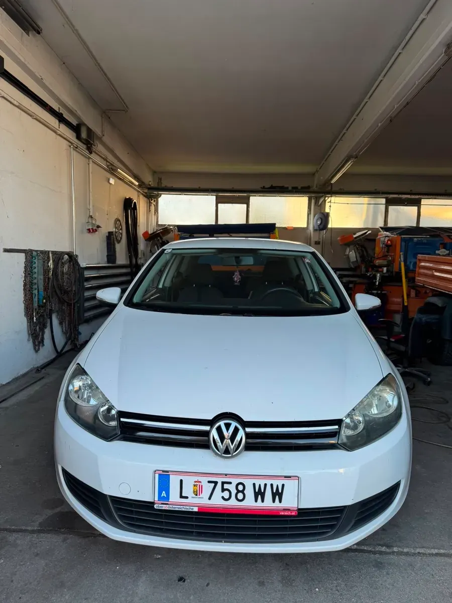 Volkswagen Golf 2009 photo 3