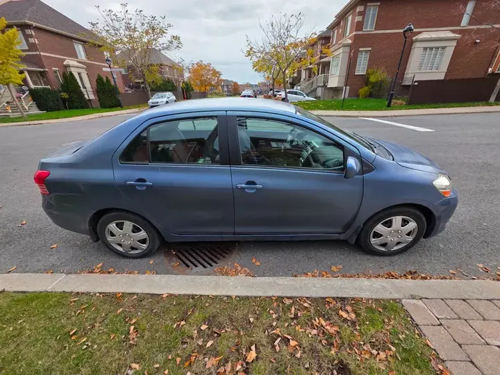 Toyota Yaris 2008 photo 3