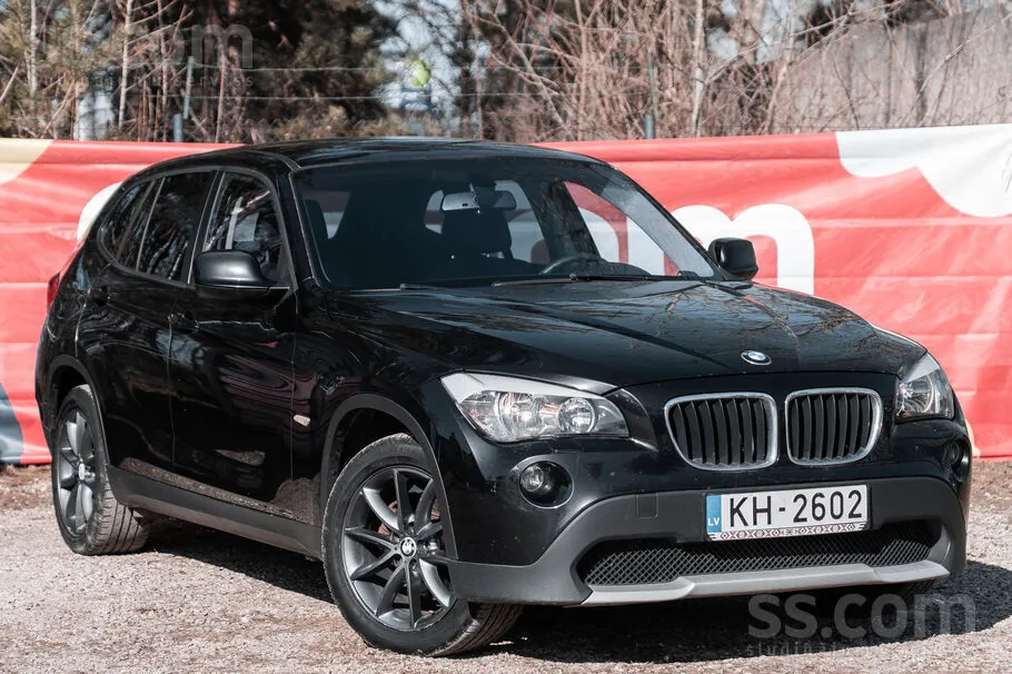 BMW X1 2011 photo 2