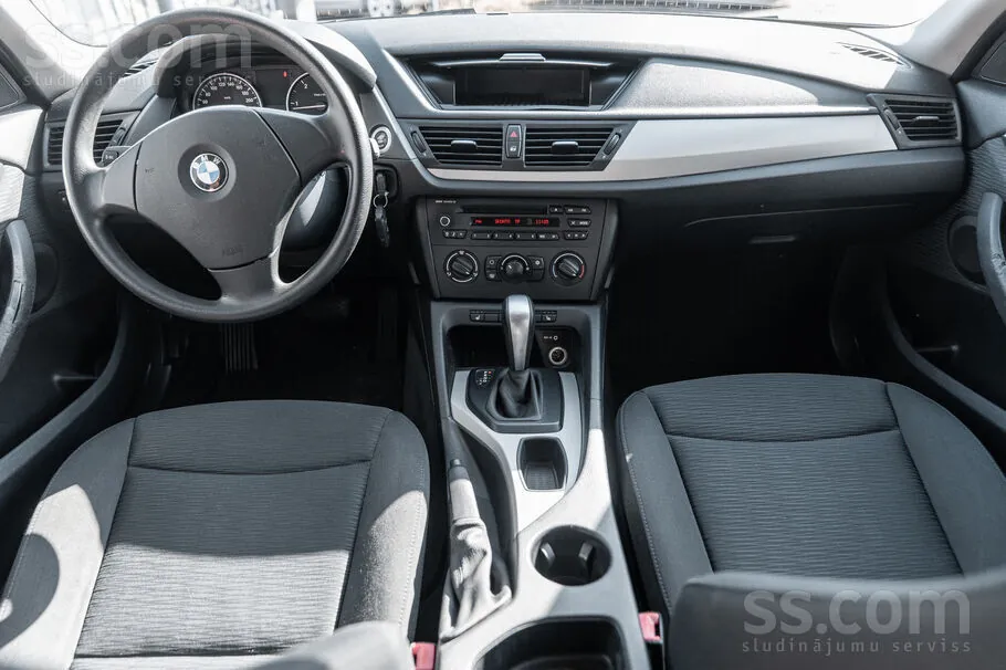 BMW X1 2011 photo 5