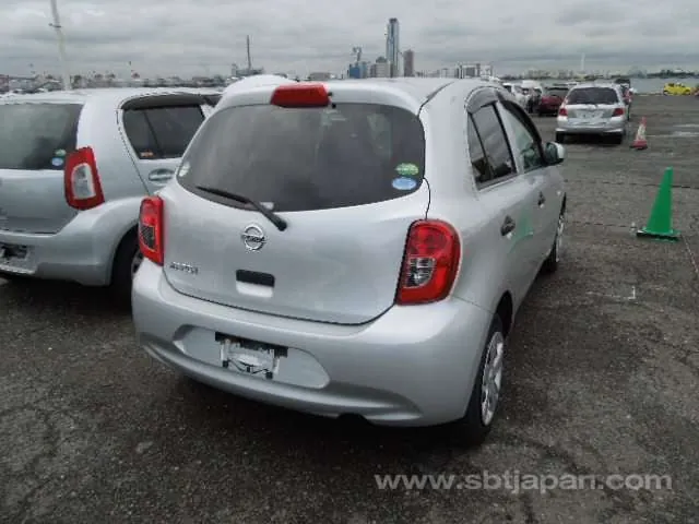 Nissan March 2019 photo 4