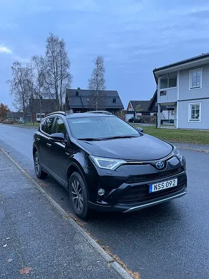 Toyota Rav4 2016 photo 3