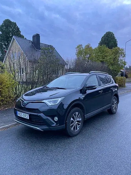 Toyota Rav4 2016 photo 2